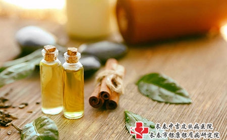 水疗中心组成与茶树油