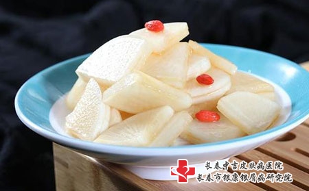 有哪些民间处方适合面部湿疹治疗？