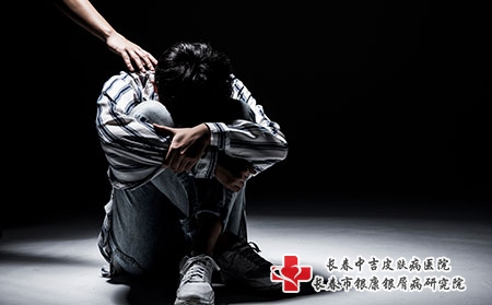 摄图网_501049946_压力男性（企业商用）